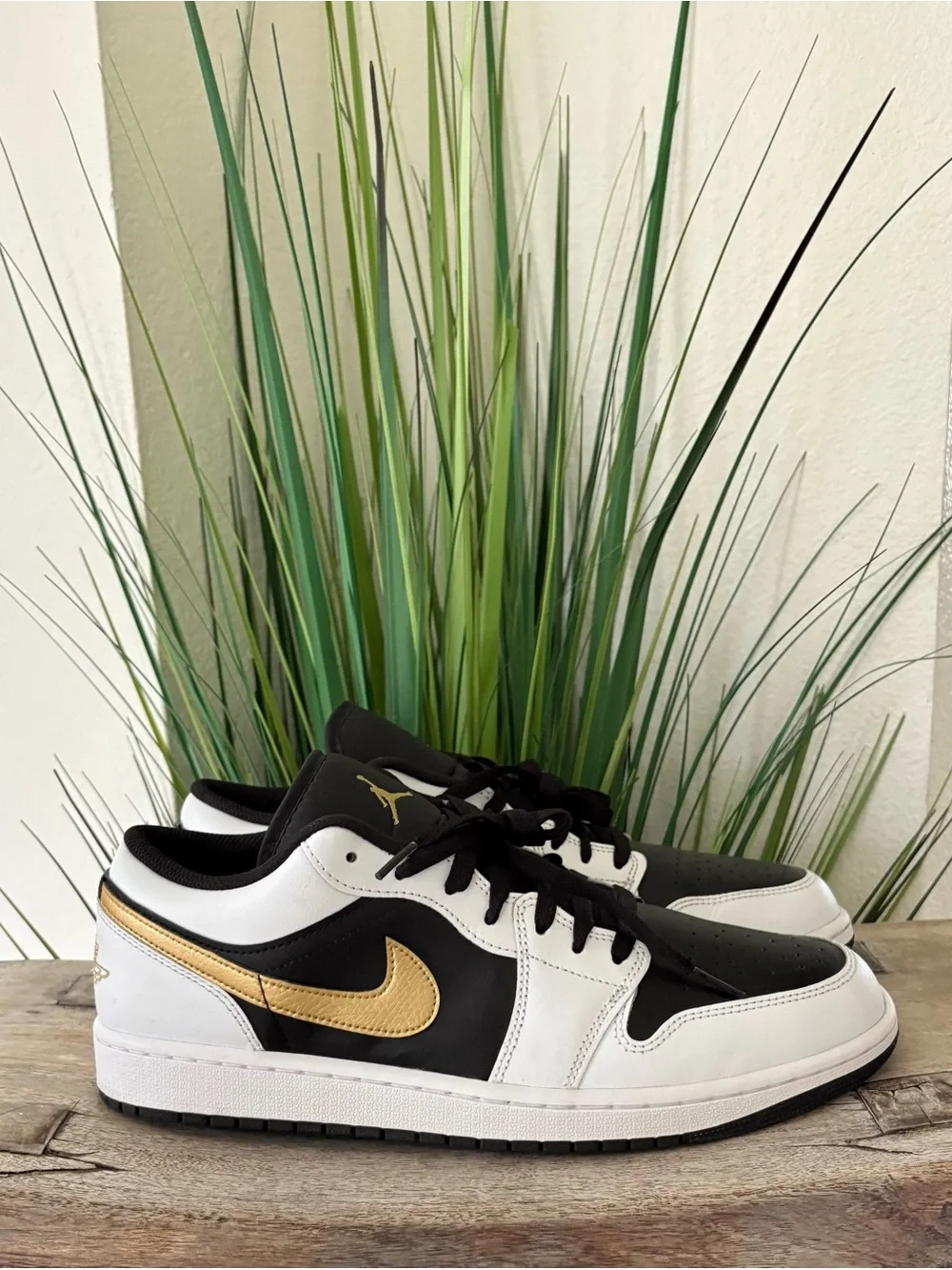 Air Jordan 1 Low White Metallic Gold Black Sneakers